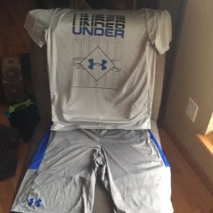 Under Armour shirt and short set XL boys.
